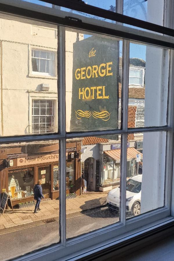 The George Hotel Battle Exterior photo